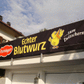 Werbeplanen in der Nachbarschaft
